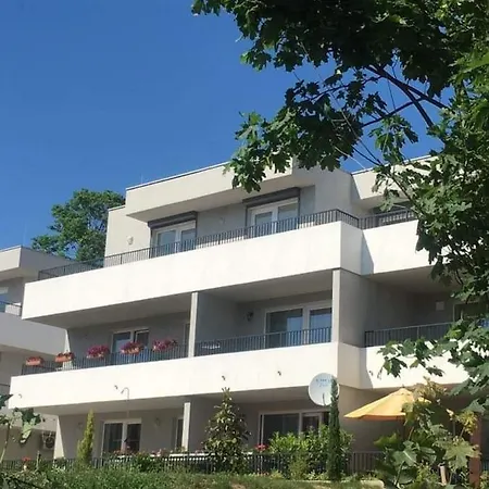 Holiday * Balatonalmadi
